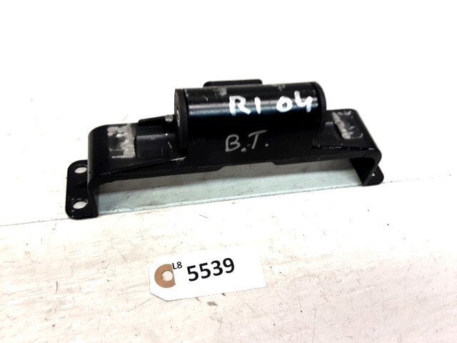 R1 2004 - 2006 Yamaha Beugel Beugel tank D1-47764, Motoren