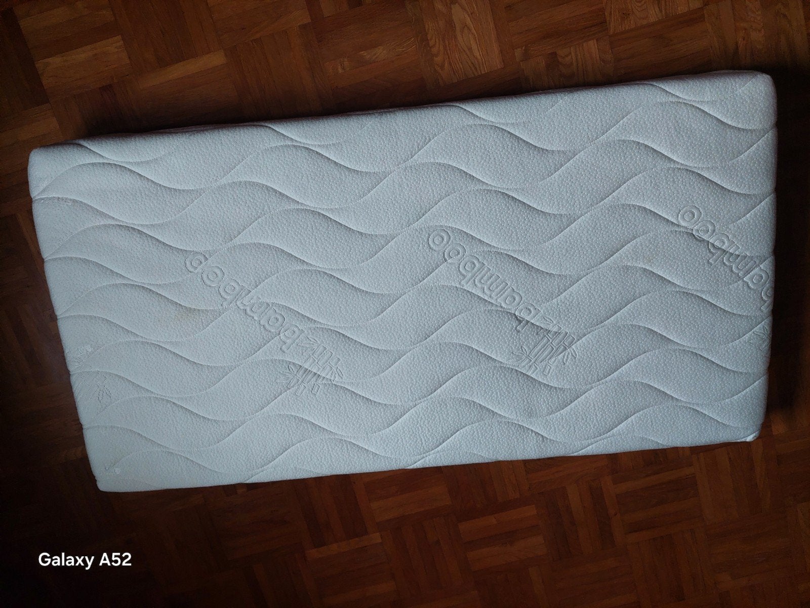 matelas en bambou pour lit bébé 120 x 60 cm, Enlèvement ou Envoi, Matelas, Moins de 70 cm, Comme neuf