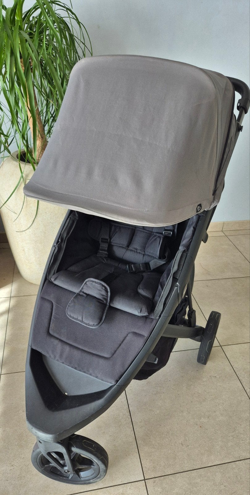 Thule Spring Buggy + meerijdplankje, Kinderen en Baby's, Ophalen, Zo goed als nieuw, Overige merken, Verstelbare rugleuning