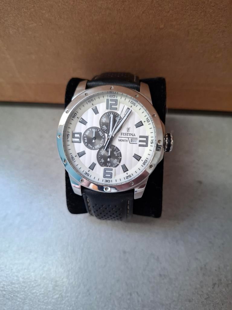 Montre Festina, Bijoux, Sacs & Beauté, Montres | Hommes, Utilisé, Montre-bracelet, Autres marques, Acier, Cuir, Enlèvement ou Envoi