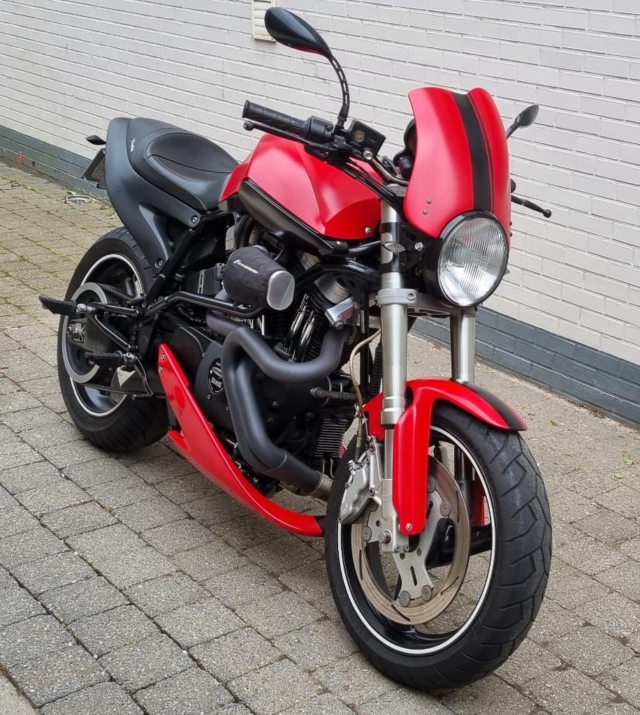 Mooie rode Buell X1 Lightning met zeer lage Km-stand., Motos, Permis Moto A, Occasion, Plus de 35 kW, 1203 cm³