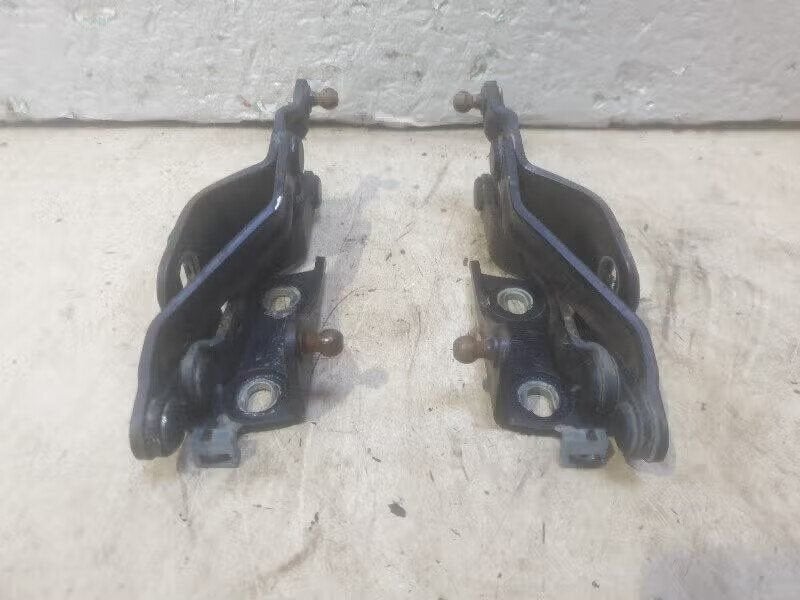 ACHTERKLEPSCHARNIER Volkswagen Golf III Cabrio (1E), Auto-onderdelen, Gebruikt, Berliner Ring 2 38440 Wolfsburg, DE, Volkswagen