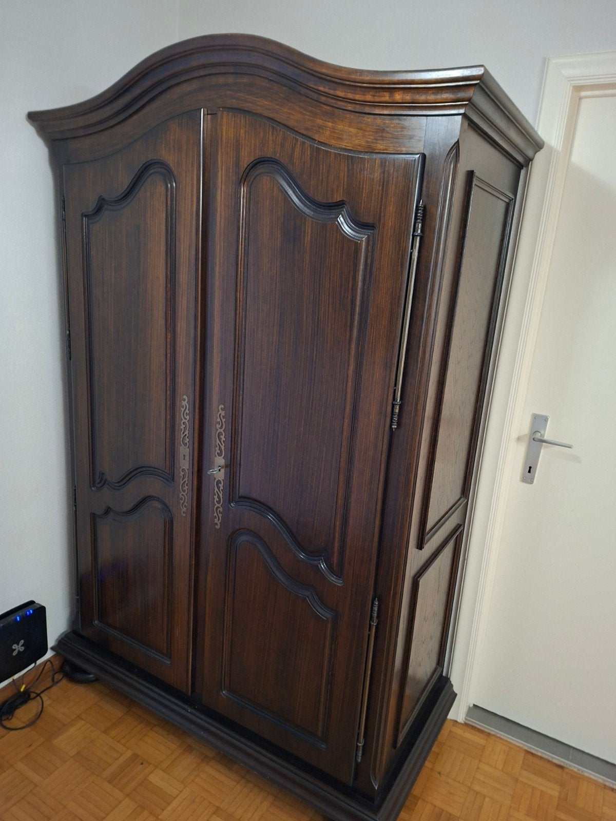 Antieke kast, Ophalen