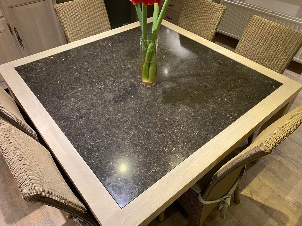 Gepatineerde Eiken eettafel met zwart granieten na blad, Ophalen, Gebruikt, Vierkant, Landelijk