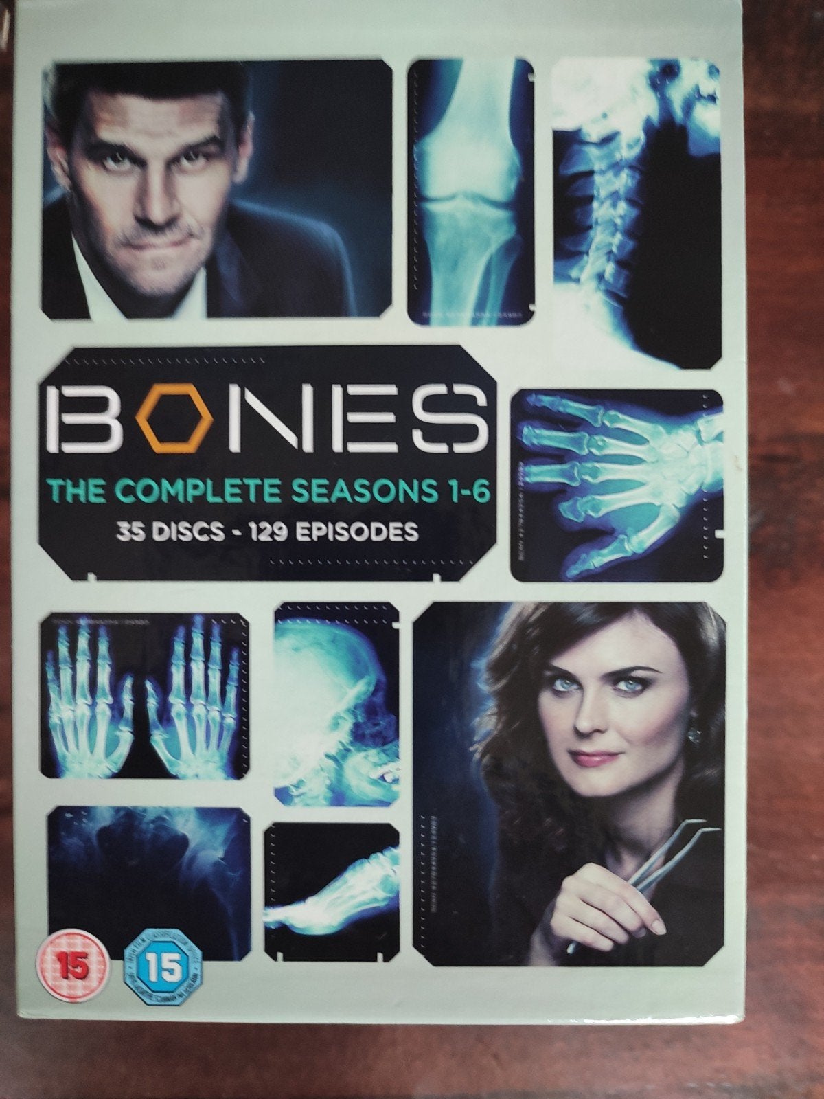 35-DVDbox : BONES  Complete seasons 1- 6 (Engelse versie), Cd's en Dvd's, Ophalen of Verzenden