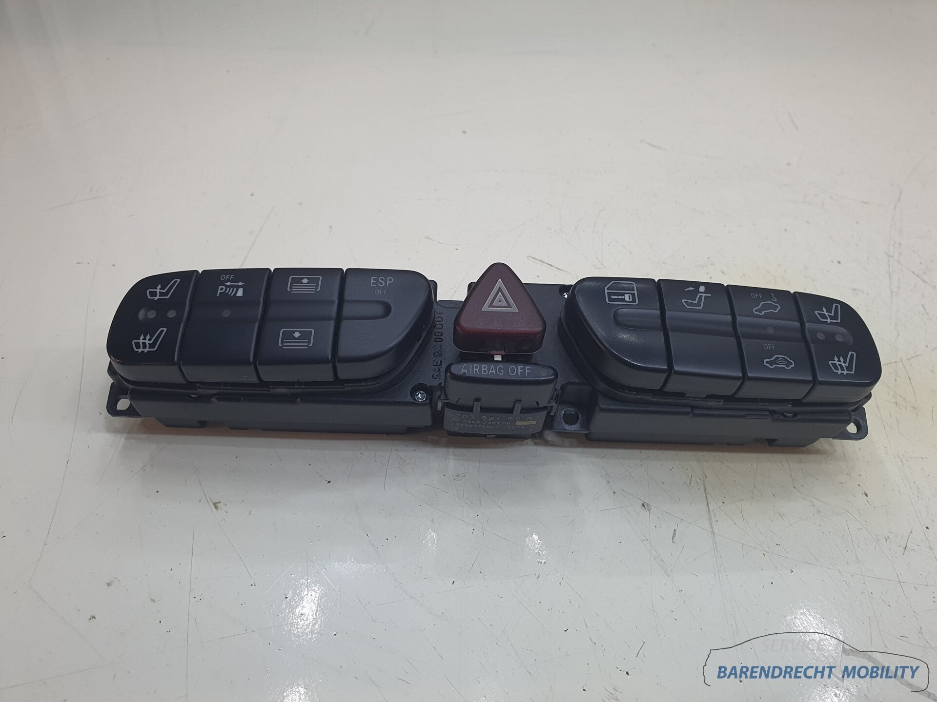 Mercedes CLK W209 A209 C209 knoppenbalk dashboard A203821695, Autos : Pièces & Accessoires, Mercedes-Benz AG, Mercedes-Benz, Utilisé