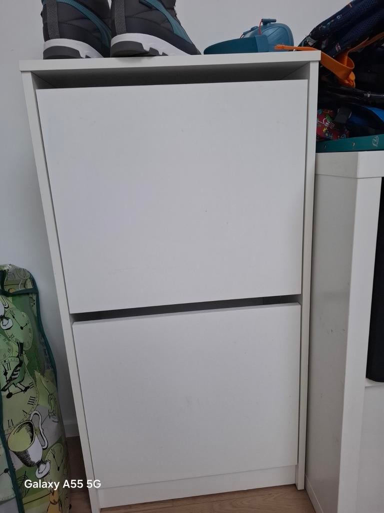 Meuble pour chaussures, Enlèvement