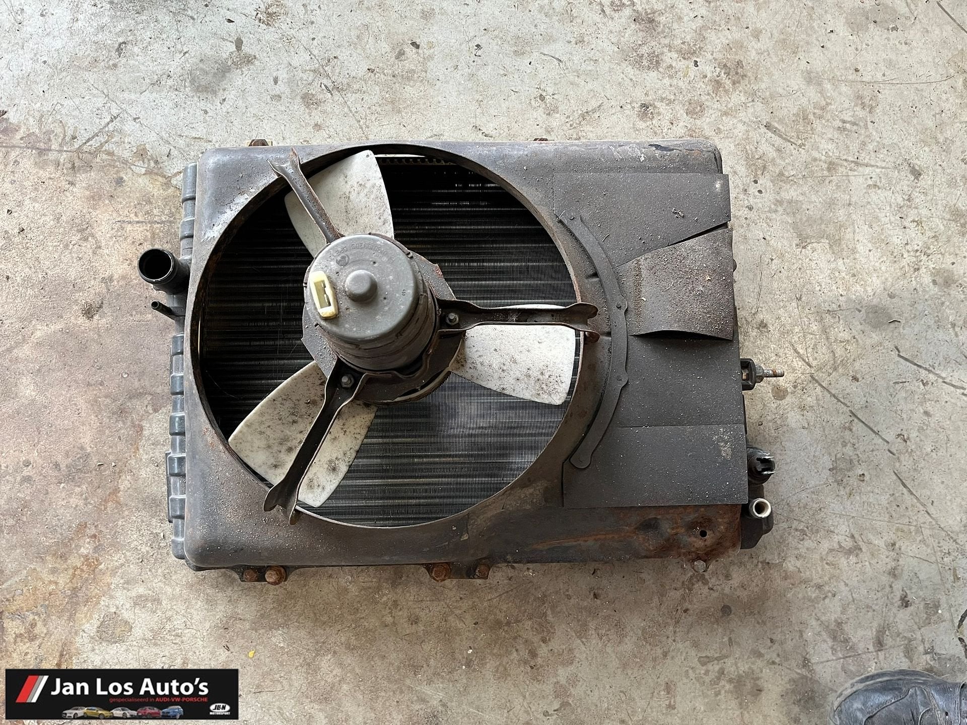 Audi 80 coupe typ 85 typ 81 B2 Radiateur 5 cilinder imitatie, -, Origine de la pièce connue, Utilisé, -