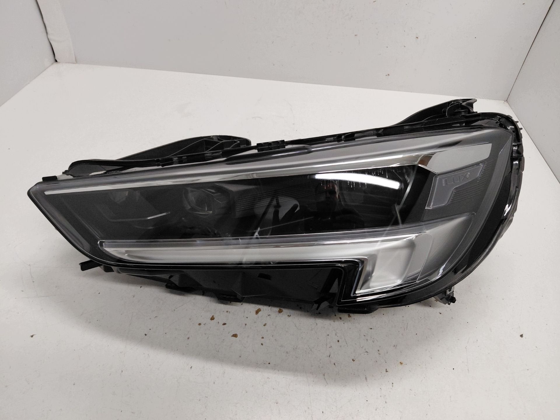 Phare avant gauche Opel Insignia B Lift 39136835, Opel Automobile GmbH, Opel, Bahnhofsplatz 1
65423  Russelsheim am Main, DE, Kontakt@opel-infoservice.de