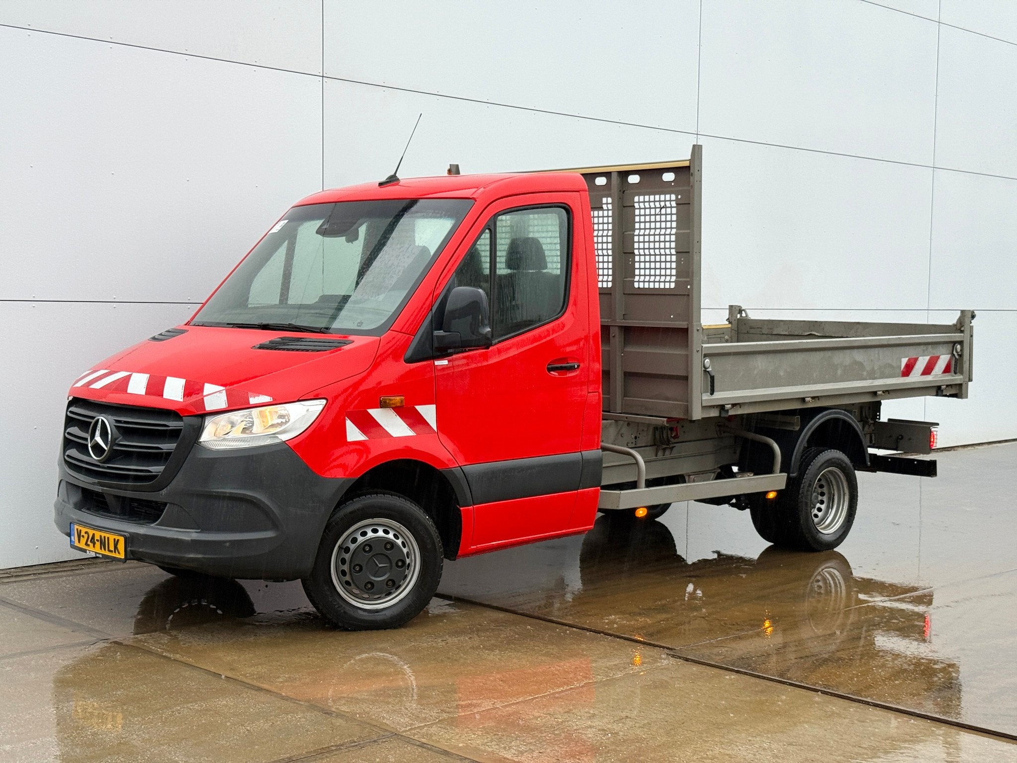 Kipper Dubbellucht 3.5t Trekhaak Climate Control Cruise Cont, 2680 kg, Achterwielaandrijving, Euro 6, 4 cilinders