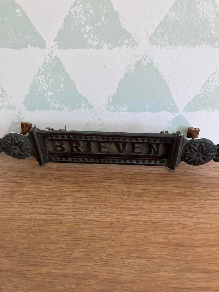 Antieke gietijzeren brievenbusklep ‘Brieven’, Ophalen of Verzenden
