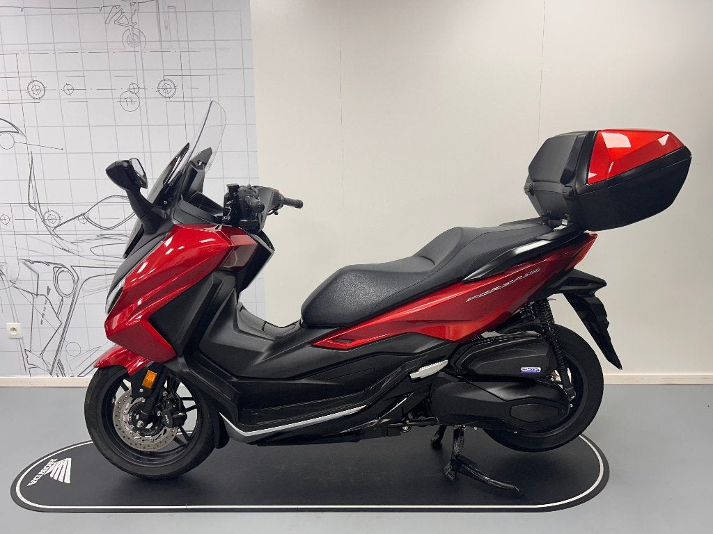 HONDA FORZA NSS350AP, HONDA, Scooter, Occasion, HONDA