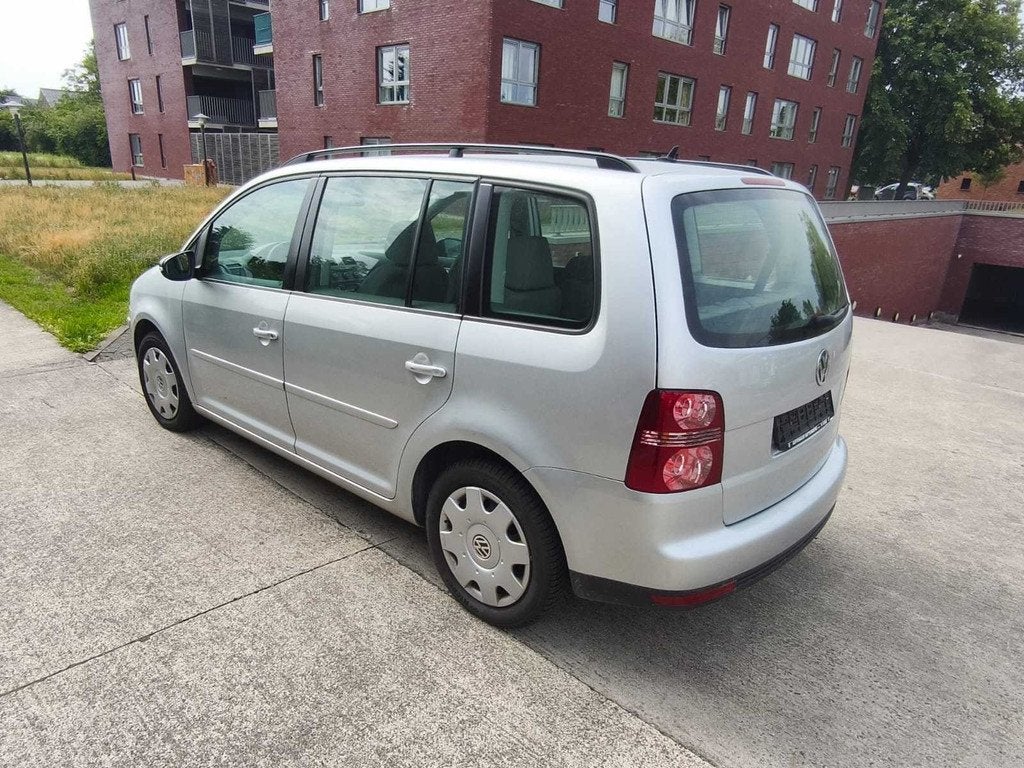 Volkswagen Touran 7 places 2010, Autos, Euro 5, Achat, Entreprise, Boîte manuelle