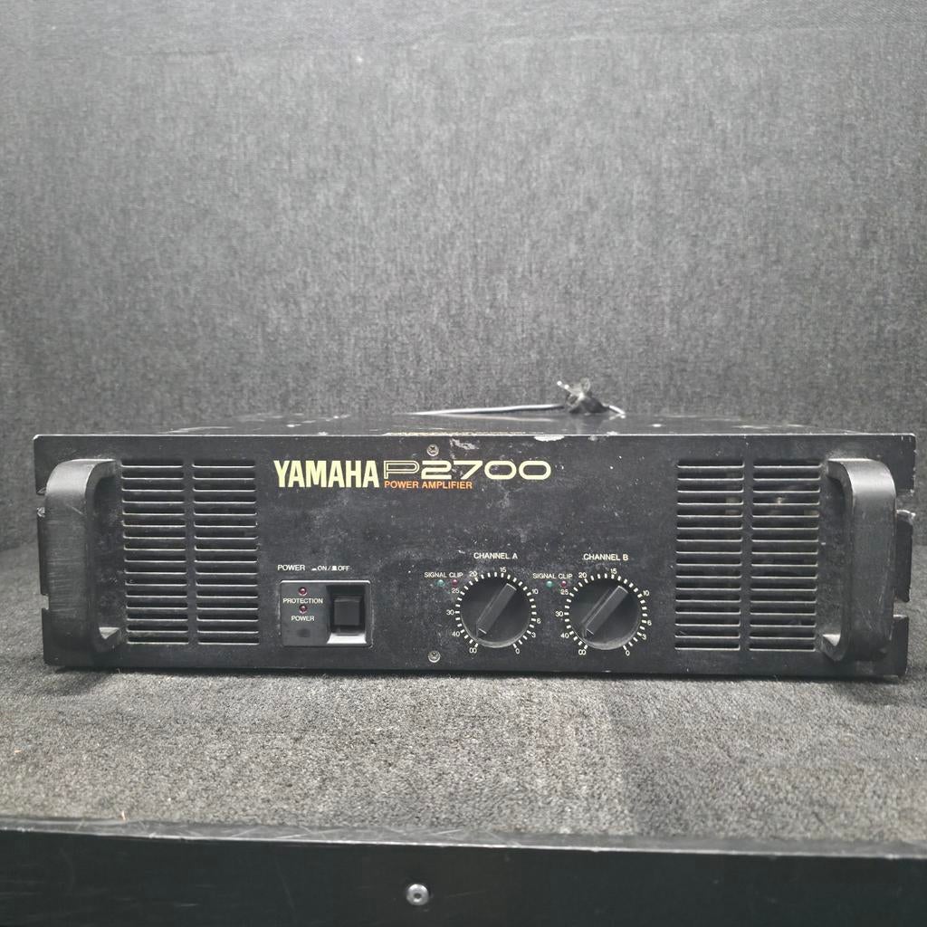 YAMAHA P2700 versterker 2 x 500 watt, Ophalen of Verzenden