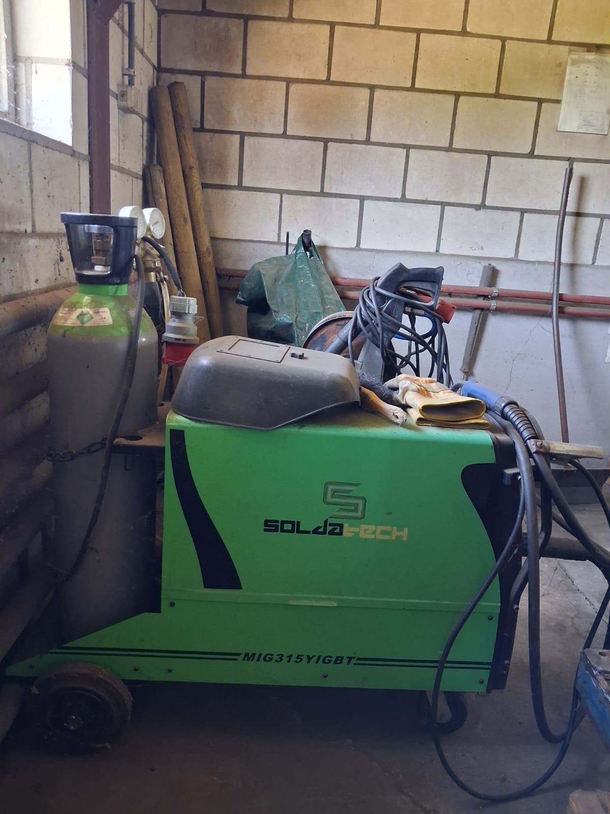 Co2 lasapparaat 750 ampere, Doe-het-zelf en Bouw, Gereedschap | Lasapparaten, Ophalen, CO2