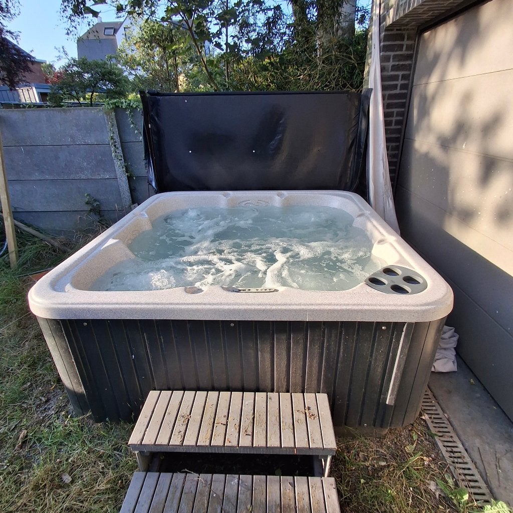jacuzzi, Jardin & Terrasse, Bains à remous et Spas, Utilisé, Fixé, Couverture, Filtre, Enlèvement