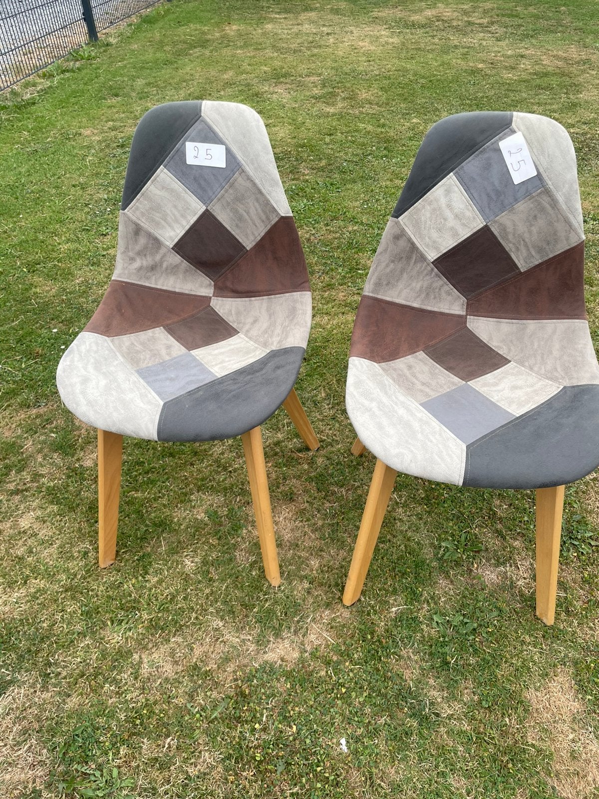 Chaises (2), Enlèvement, Comme neuf