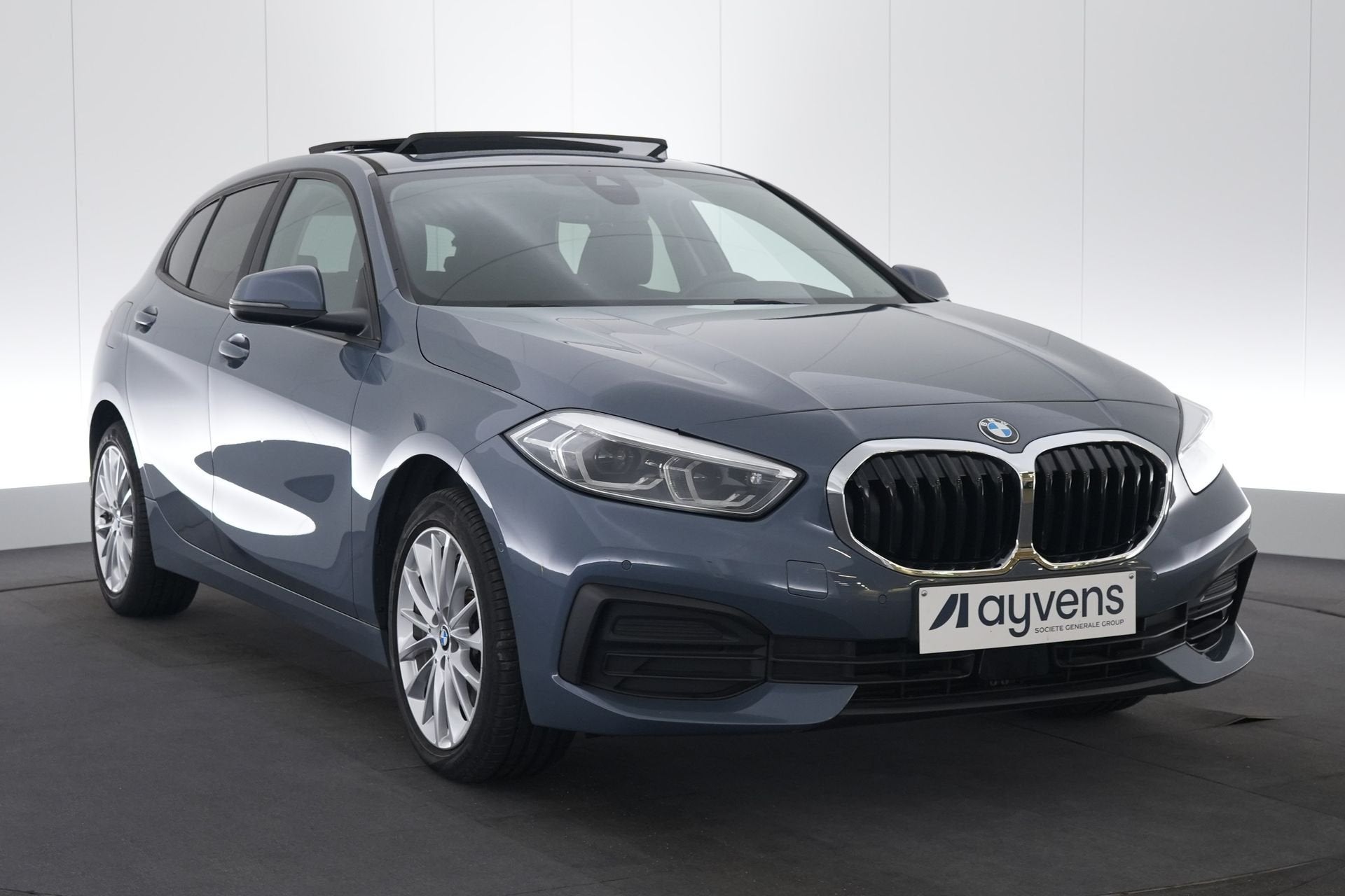 (2CAH463) BMW 1 SERIES HATCH, Autos, Cuir, Argent ou Gris, 140 g/km, Euro 6