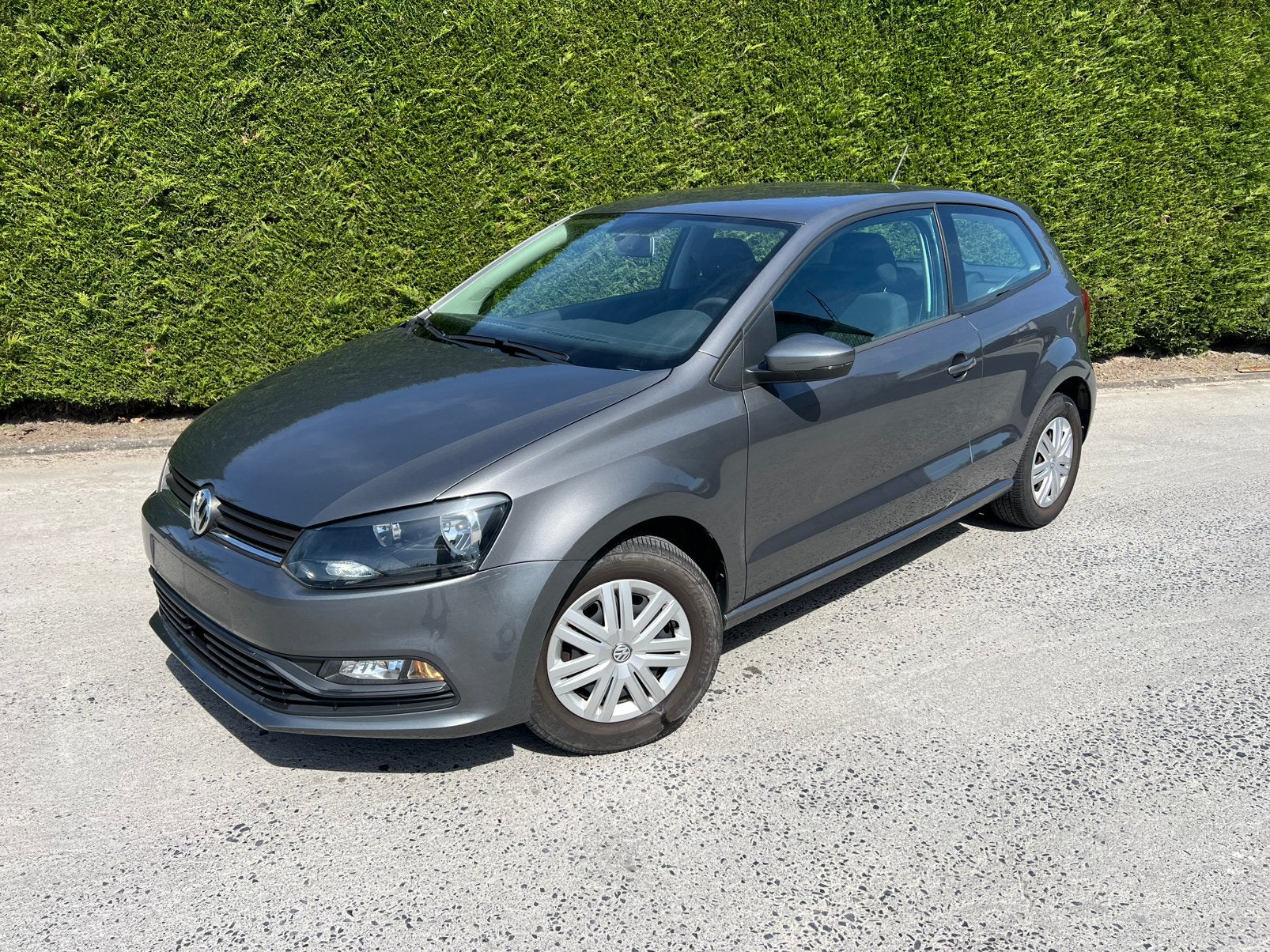 Volkswagen Polo • Benzine • 32700 km ! •, Auto's, Voorwielaandrijving, Euro 5, Stof, Bedrijf