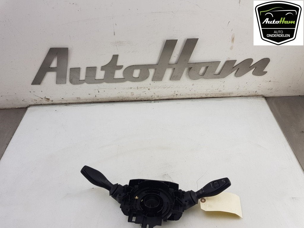 COMBINE COMMODO Ford Fiesta 6 (JA8) (|1682218|8A6T13335AD|), Utilisé, Ford