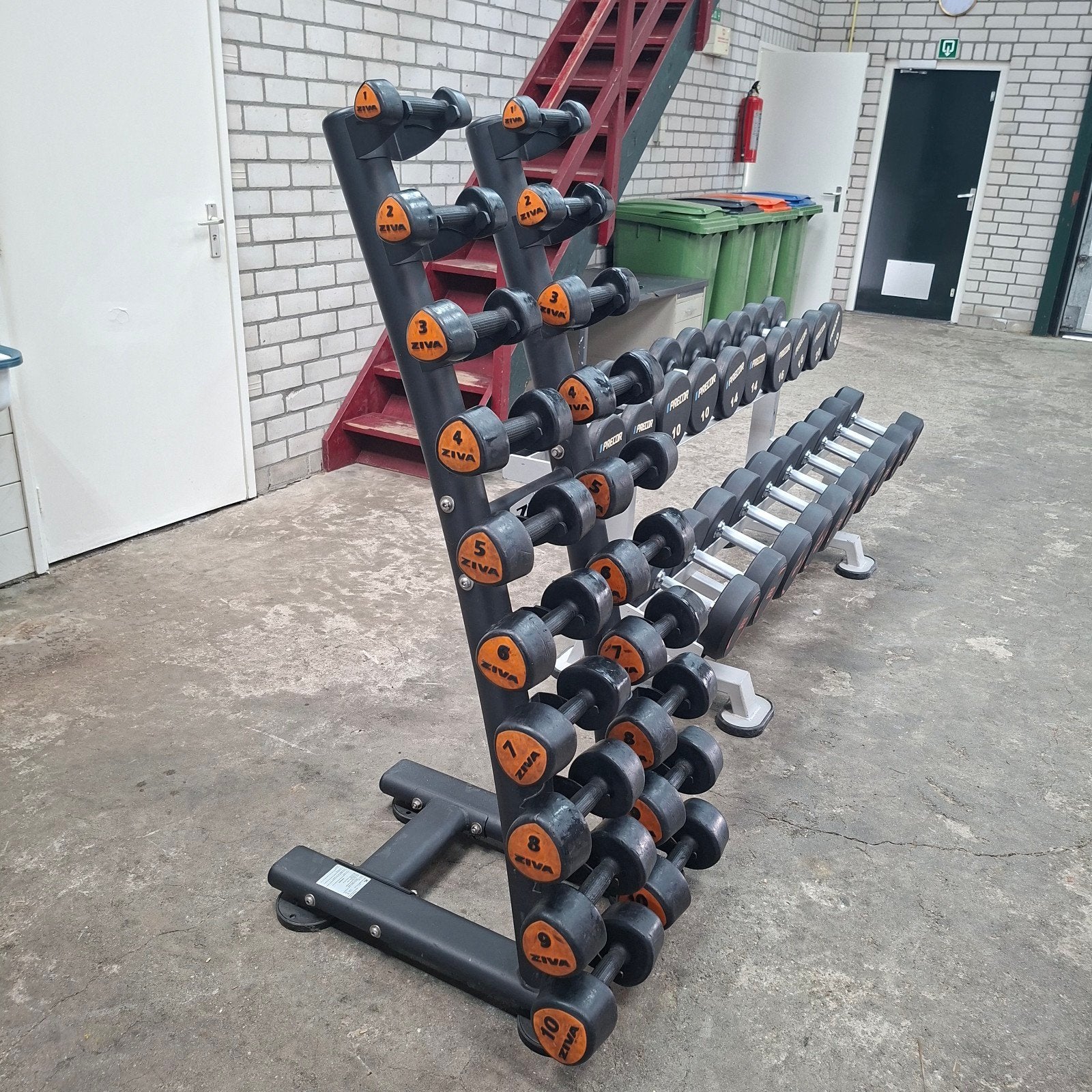 Ziva Dumbells Set 1 kilo  tot 10 kilo + Ziva Opberg Rack, Sport en Fitness, Ophalen