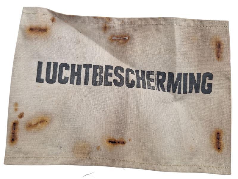 nederlandse ww2 armband in gebruikte staat, Verzamelen, Militaria | Tweede Wereldoorlog, Ophalen of Verzenden