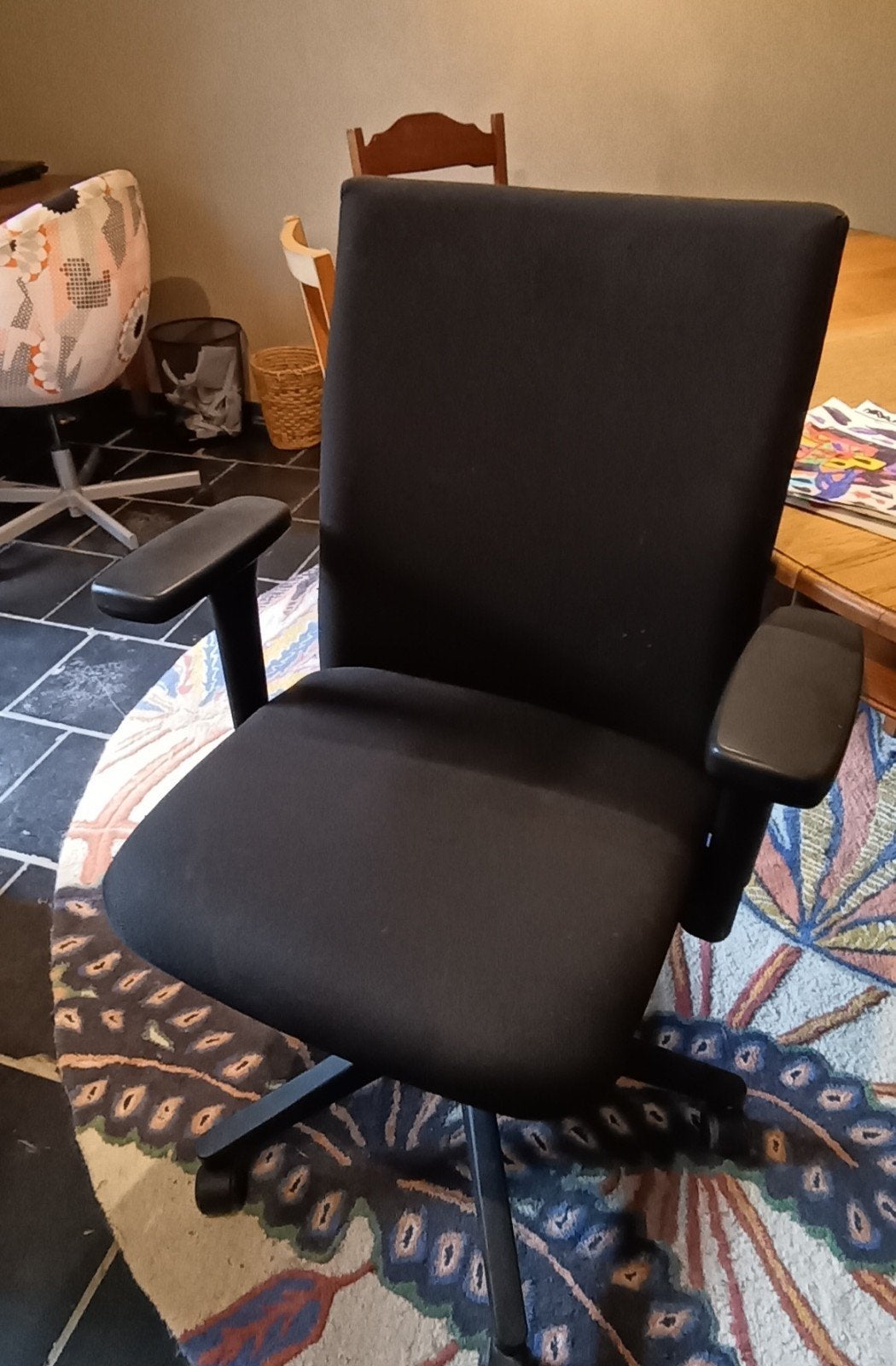 Chaise de bureau, Enlèvement