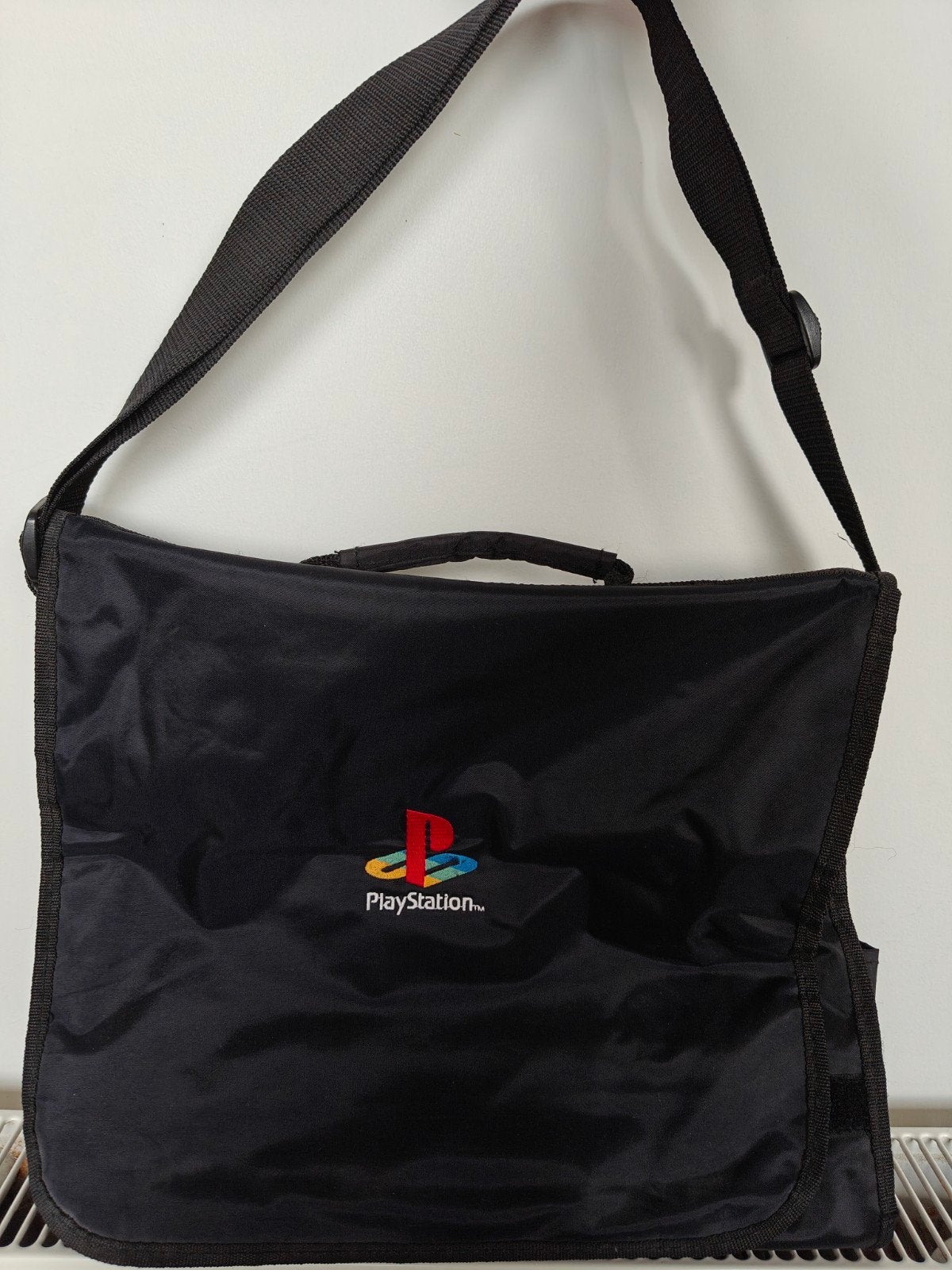 Originele PlayStation Tas, Bijoux, Sacs & Beauté, Enlèvement, Comme neuf, Noir