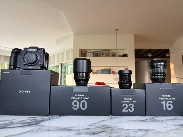 Fujifilm X-H1 : seulement 1319 obturateurs + objectifs, TV, Hi-fi & Vidéo, Photo | Lentilles & Objectifs, Comme neuf, Lentille standard