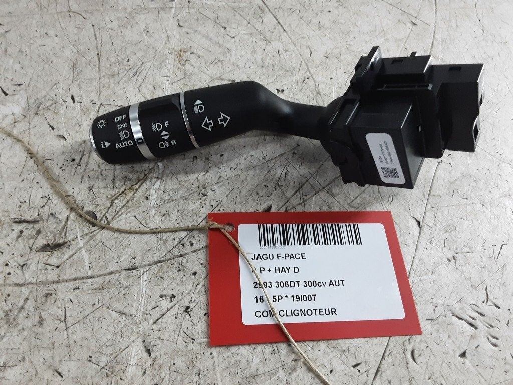 COMMUTATEUR CLIGNOTANT Jaguar F-Pace (BJ323F972DB), Mevr. I. Hauben, Utilisé, Jaguar, Rue de l'Espoir 34 34
4030  GRIVEGNÉE, BE