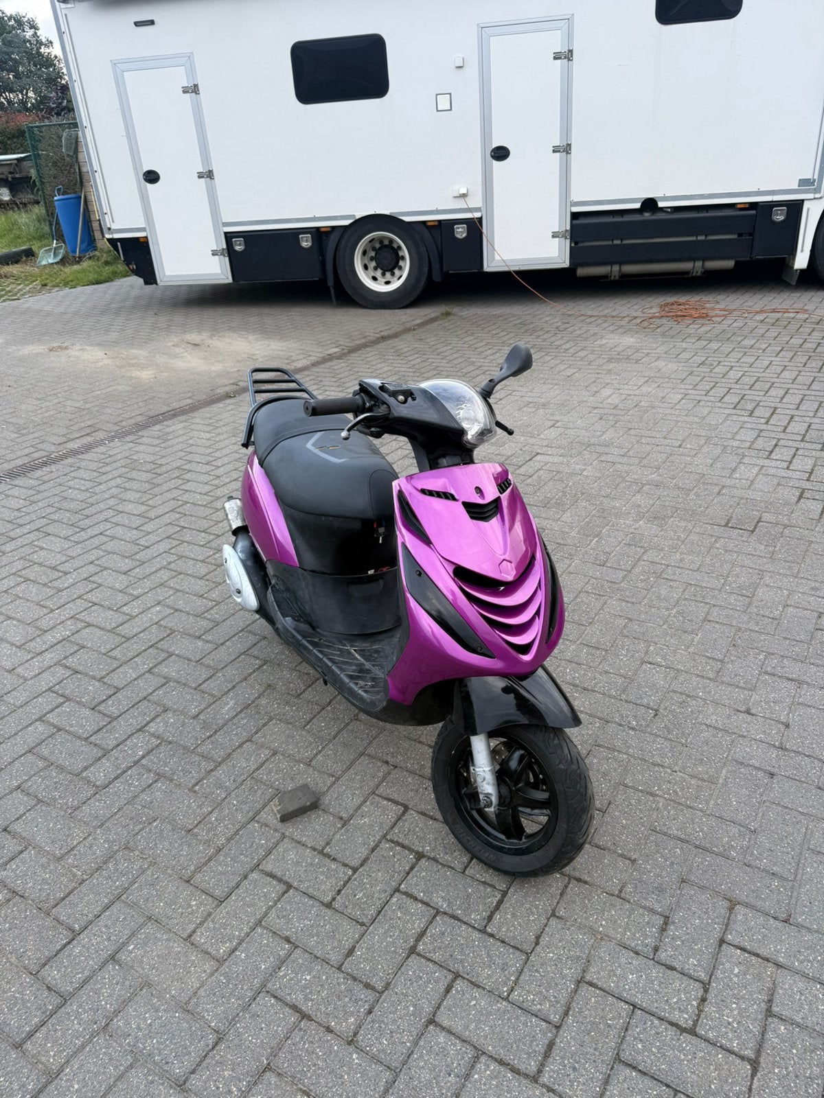 Piaggio zip 2takt A klasse, Fietsen en Brommers, Scooters | Piaggio, Ophalen, Zo goed als nieuw, Zip