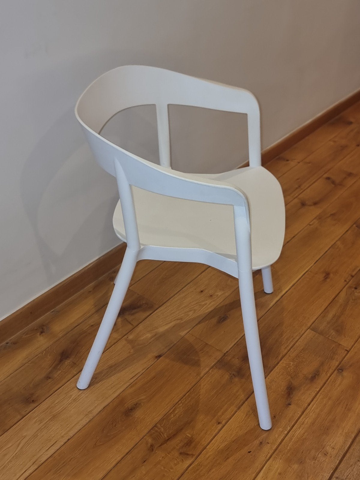Chaise blanche confortable, Enlèvement