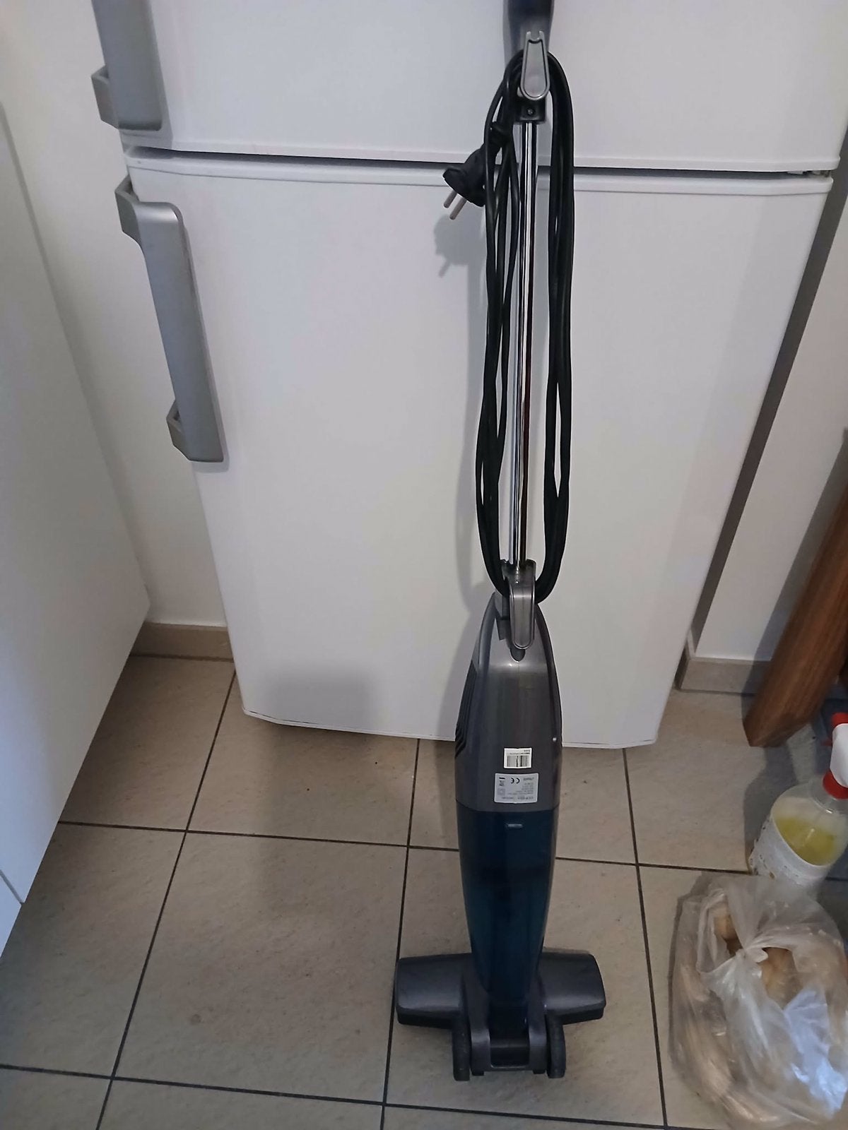 Aspirateur balai, Comme neuf, Aspirateur balai