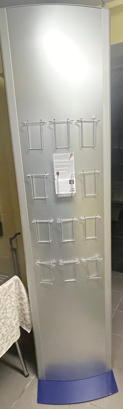 Porte dépliants, Enlèvement