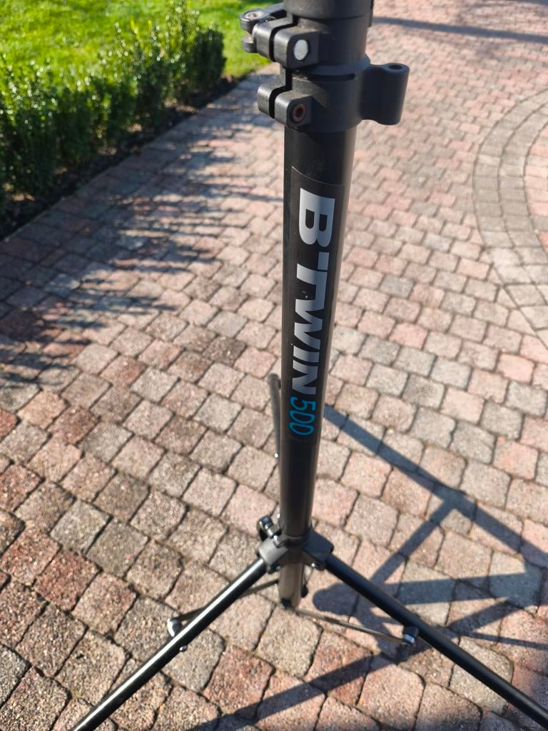 Fiets poets steun, Fietsen en Brommers, Ophalen