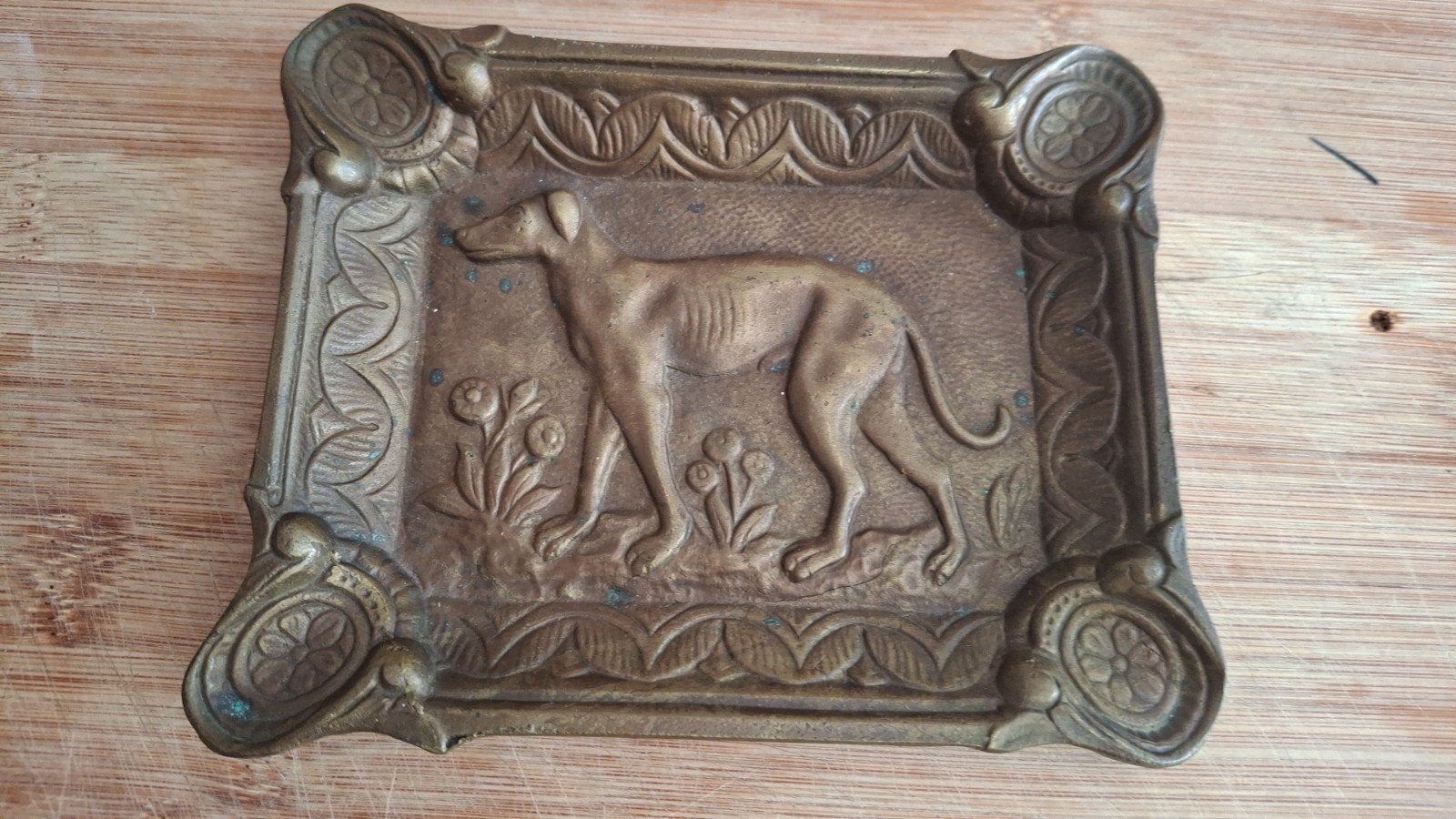 Art deco asbak, Ophalen, Brons