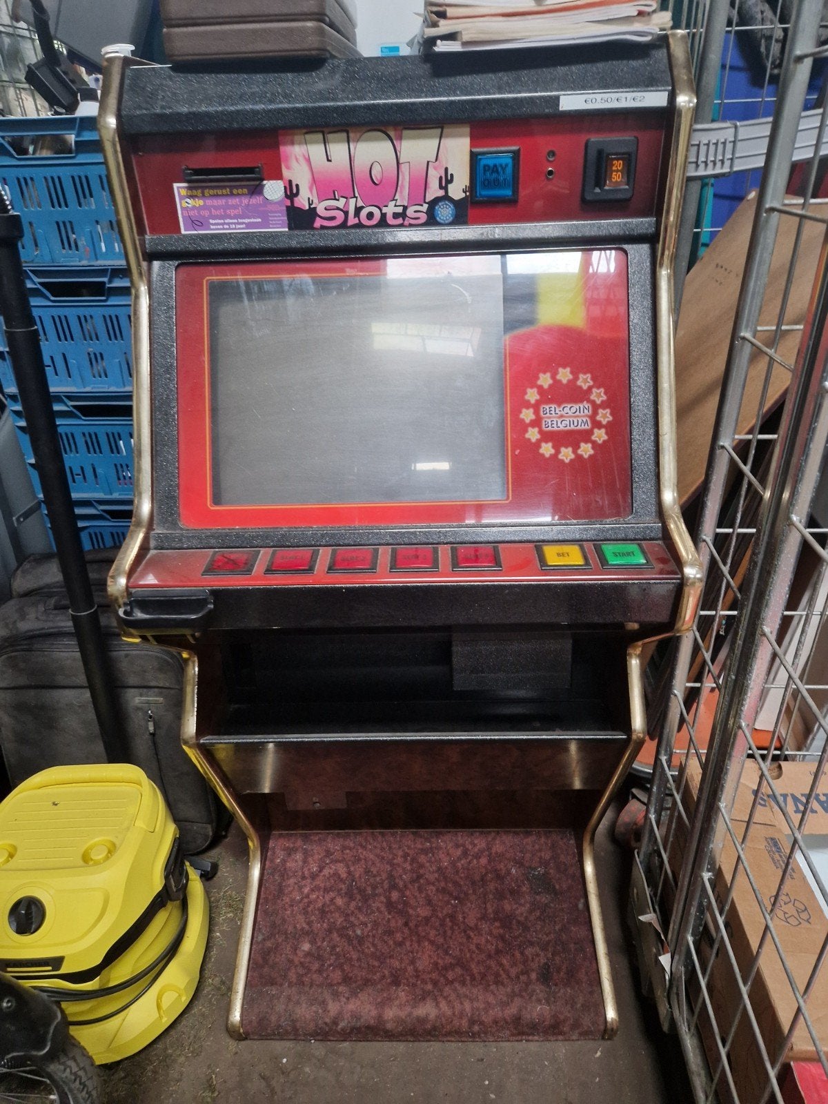 Slot, Collections, Machines | Machines à sous, Enlèvement
