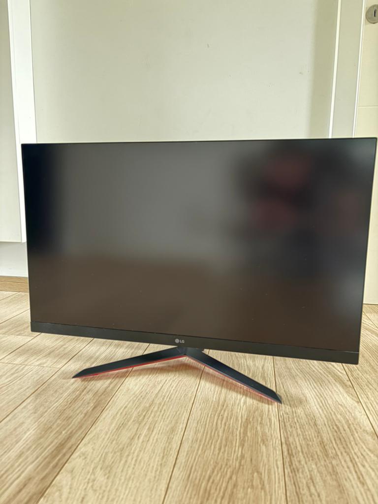 LG Ultragear 32GN650, Computers en Software, Monitoren, VA, Zo goed als nieuw, 1 tot 2 ms, HDMI