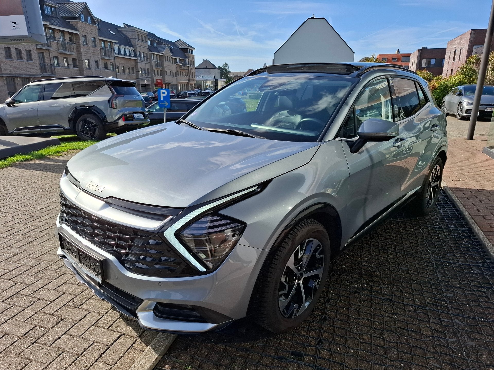 Kia Sportage Occasie (bj 2022, automaat), Auto's, Automaat, Stof, Gebruikt, Overige kleuren
