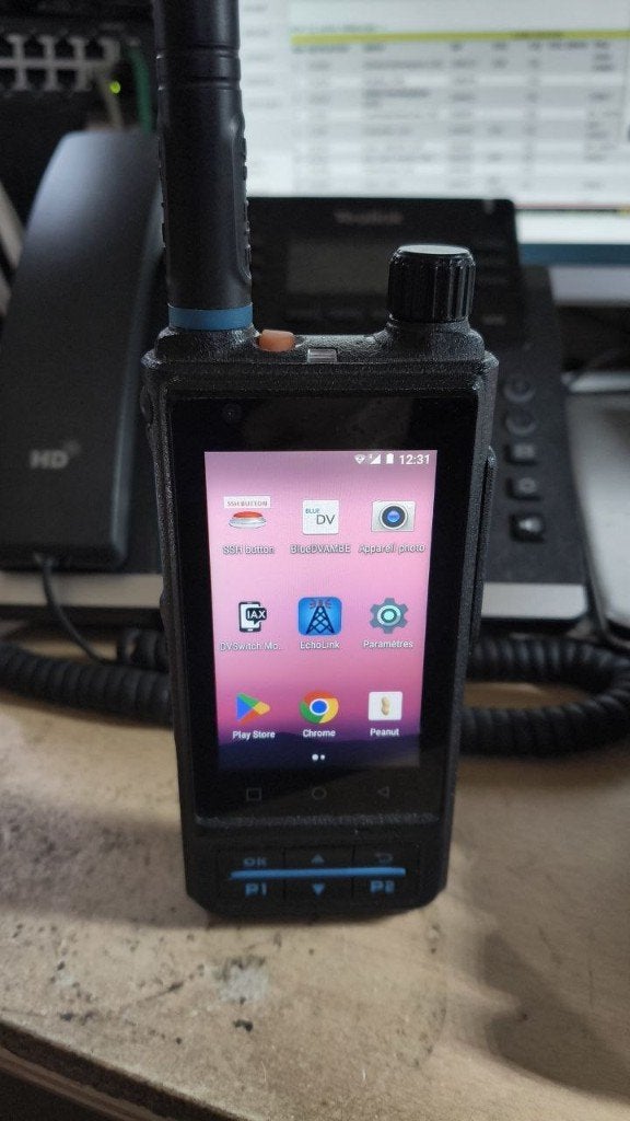 PoC Inrico S200 + Accessoires., Enlèvement, Comme neuf, Talkie-walkie ou Walkie-talkie, Avec clip de ceinture