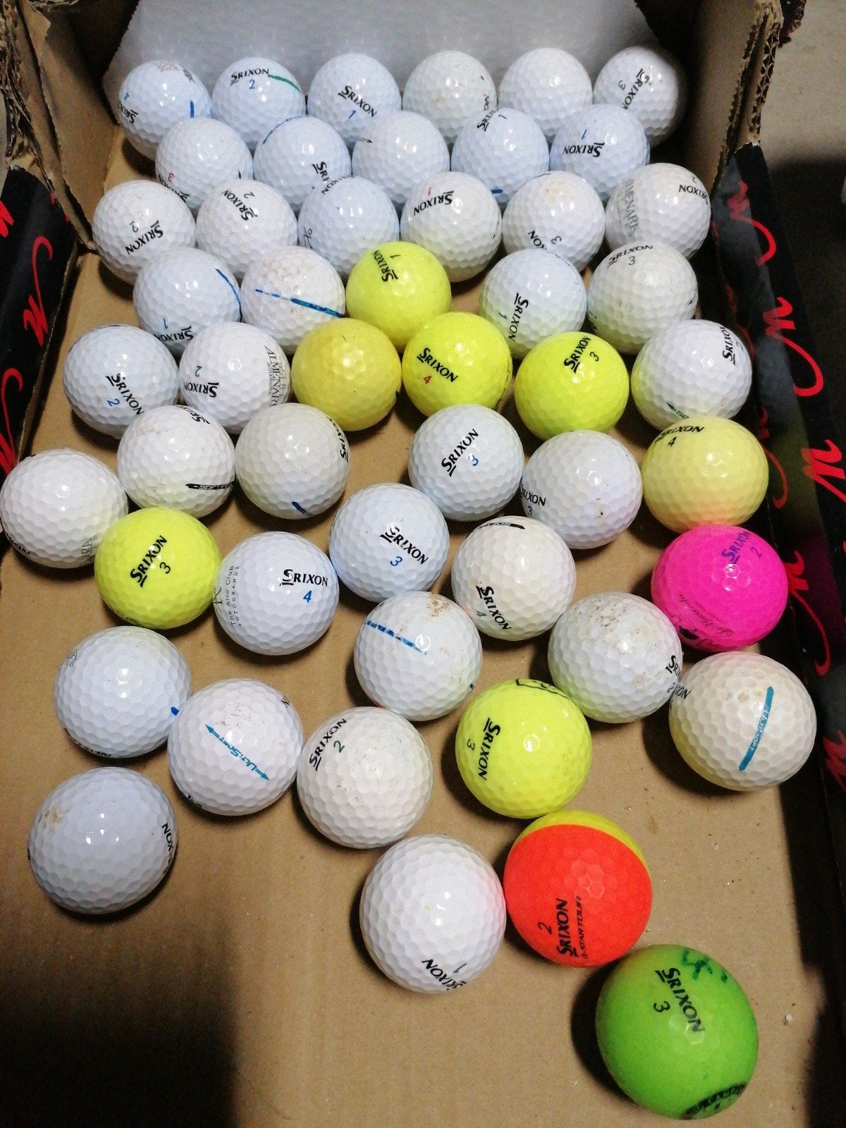 Lot de 50 balles Srixon, Sport en Fitness, Golf, Ophalen of Verzenden, Bal(len)