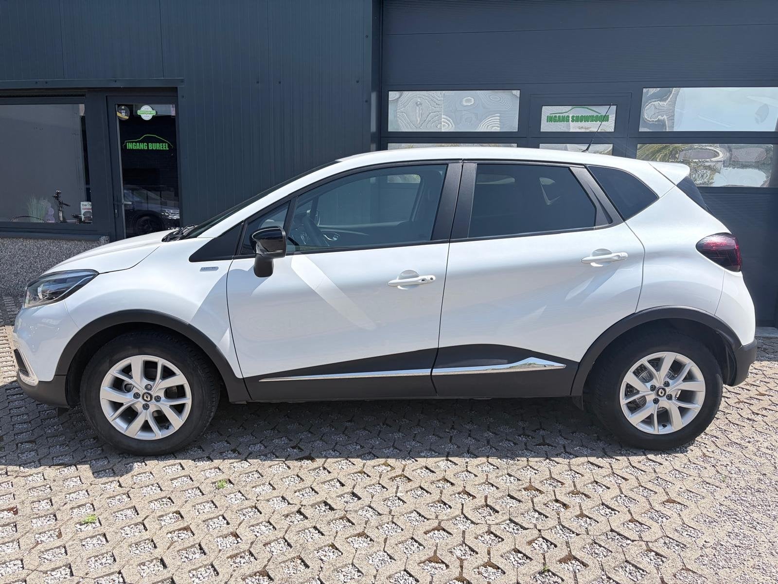 Renault Captur Benzine - Slechts 78000 km, Auto's, Renault, Voorwielaandrijving, Stof, Gebruikt, Wit