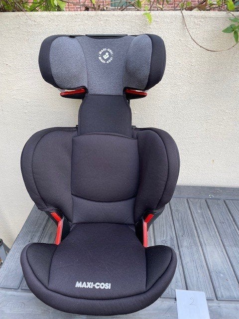 kinderautostoel RodiFix AirProtect (15-36 kg), Ophalen, Verstelbare rugleuning, 15 t/m 36 kg, Zo goed als nieuw
