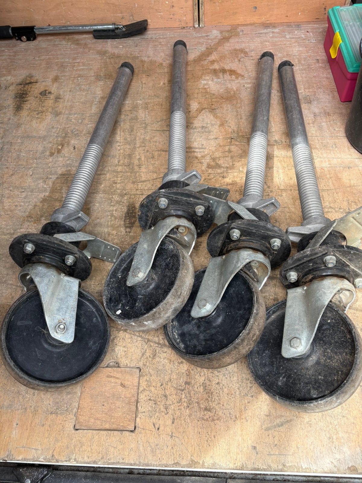 Grandes roues Altrex pour rayonnages, Bricolage & Construction, Enlèvement, Comme neuf