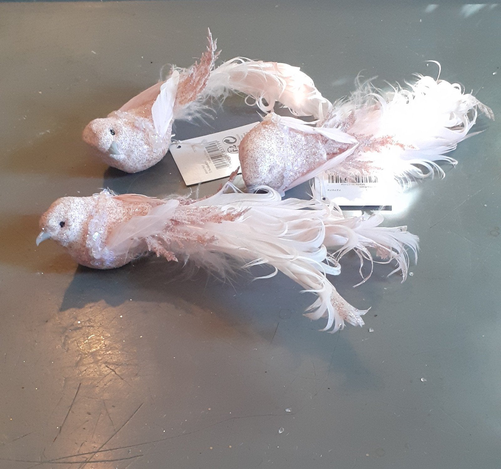 3 oiseaux deco de noel plume et paillettes rose, Enlèvement ou Envoi
