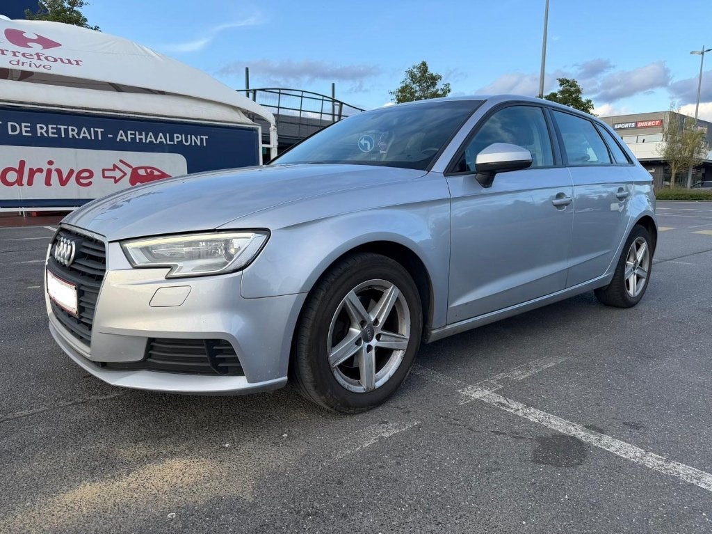 Audi A3 sportback 1600 Tdi, Autos, Audi, Argent ou Gris, Achat, Euro 6, Boîte manuelle