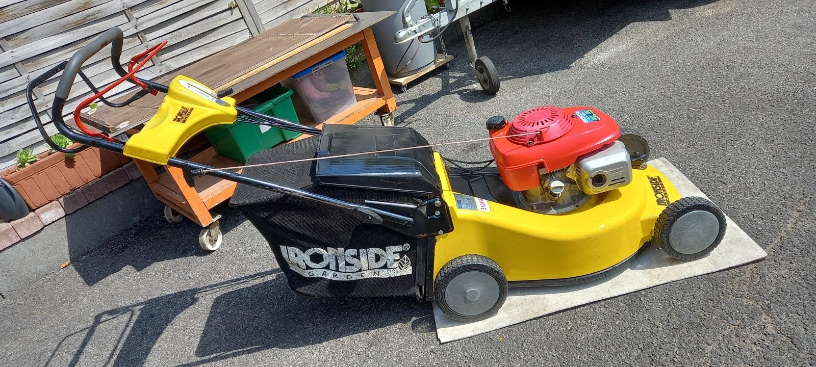 IRONSIDE / HONDA GCV160 5,5PK ZELFTREKKER BENZINE GRASMAAIER, Tuin en Terras, Grasmaaiers, Ophalen