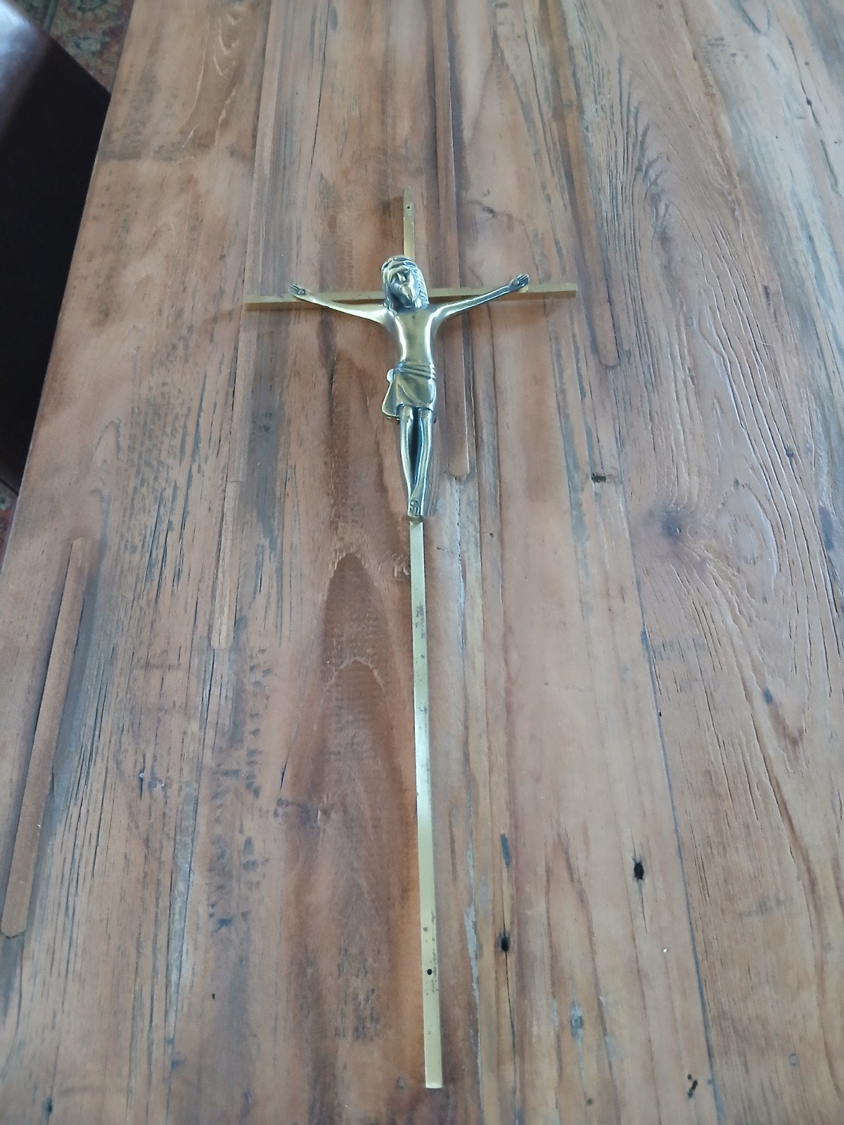 Croix en cuivre, Enlèvement