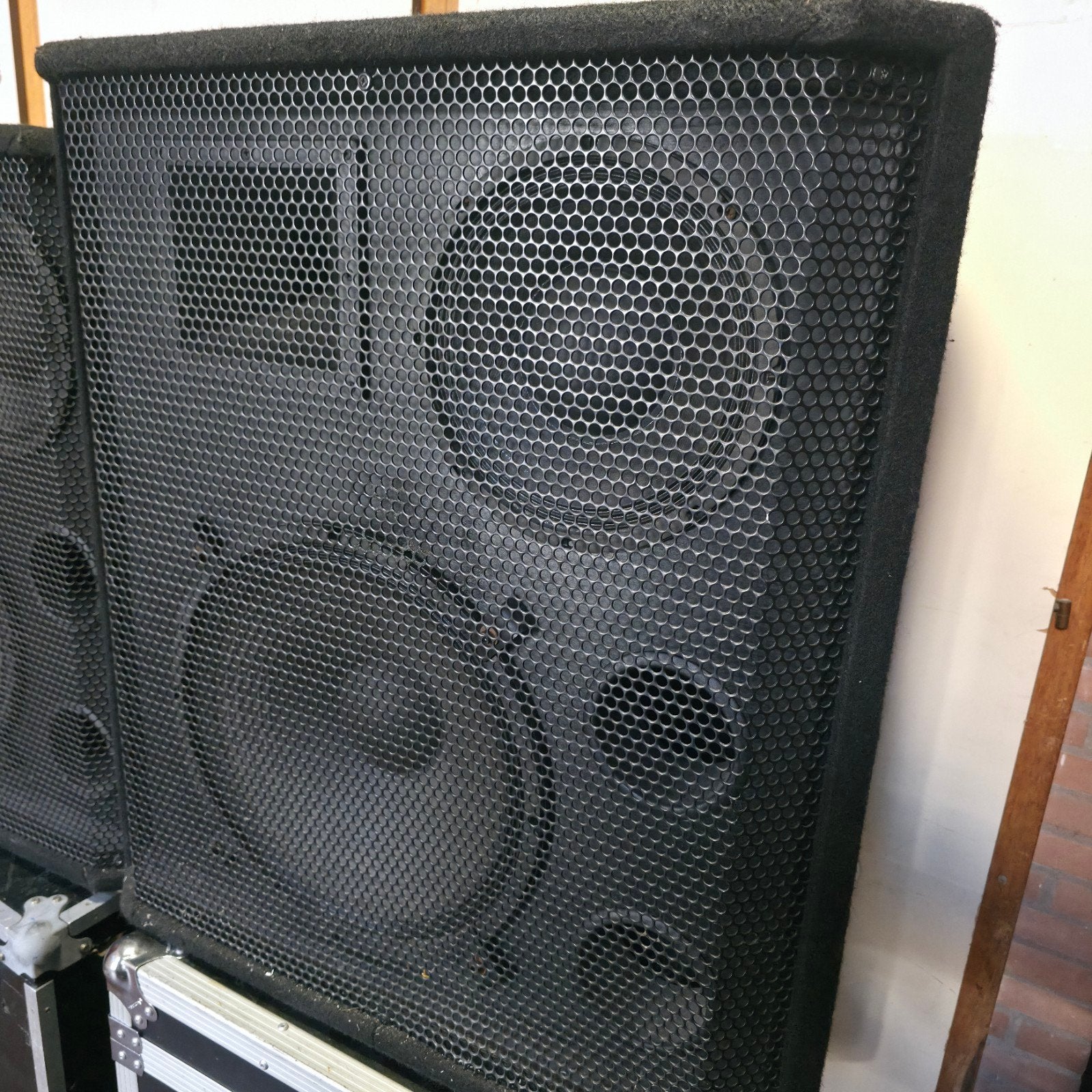 ROSS systems  3 weg  15 inch speakers, Ophalen