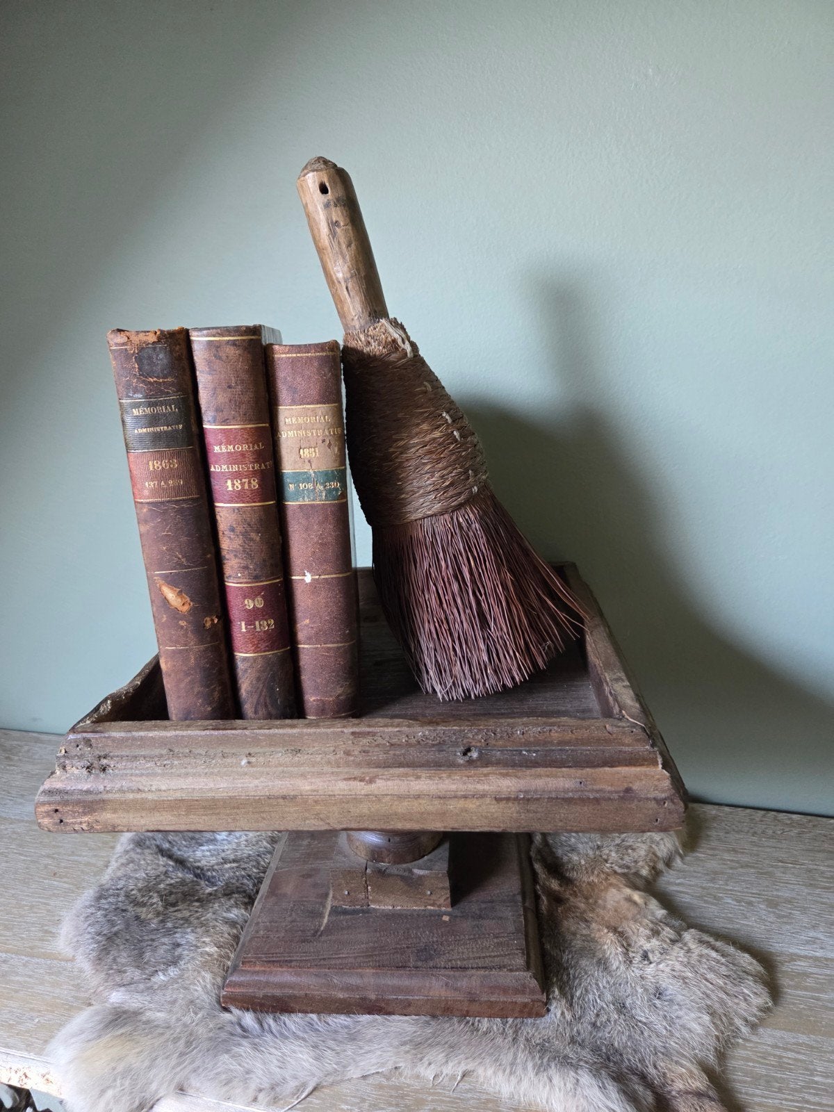 decoratie plateau op voet, Ophalen, Zo goed als nieuw, Hout
